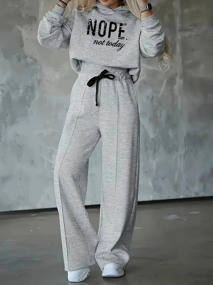 Conjunto de pantalón y suéter