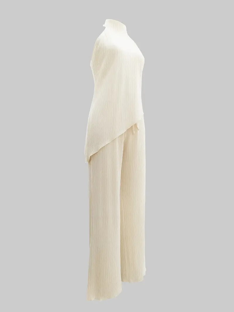 Traje de Mujer Elegante con Cuello Alto