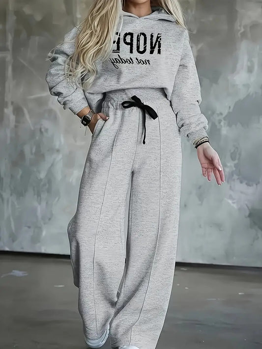 Conjunto de pantalón y suéter